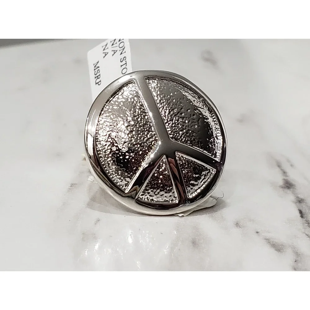 NEW SIZE 7 Lauren G Adams LGA Cocktail Ring peace sign mod statement hippie 70s